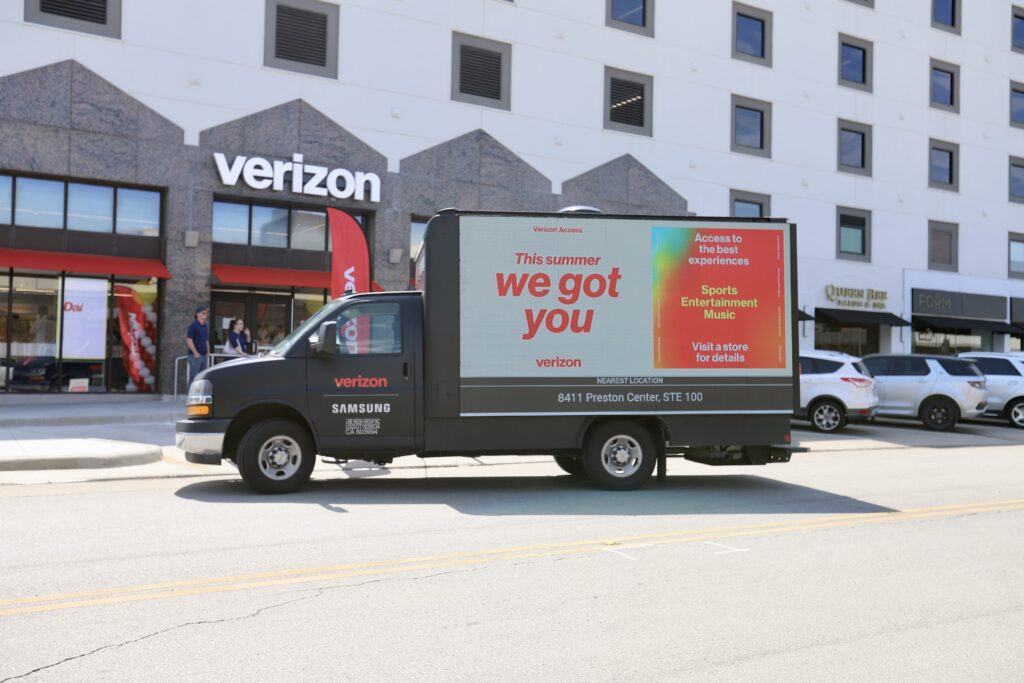 how do i advertise on a digital billboard